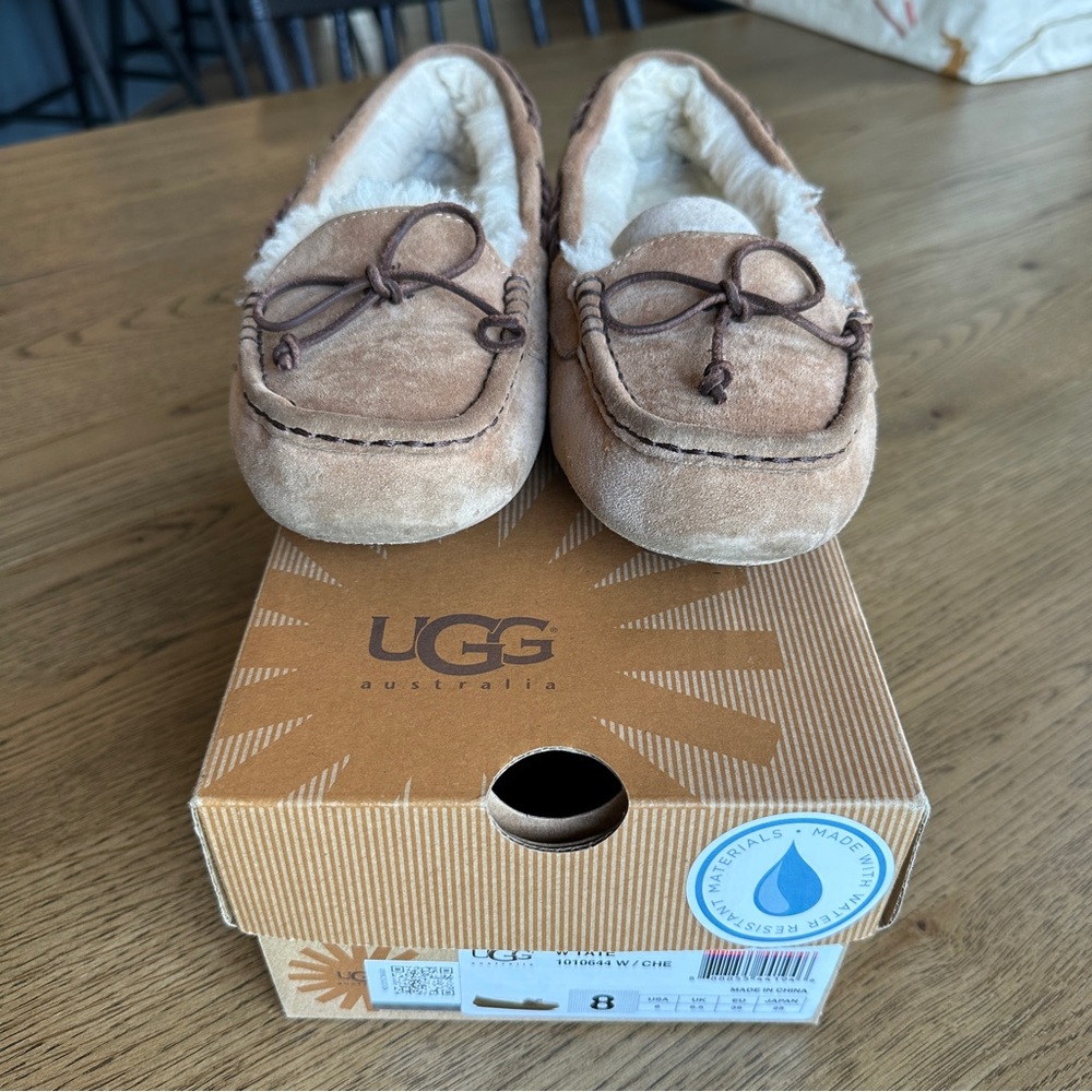 UGG Women's Tate Slippers Wool Lined Suede Moccasin in Chestnut Brown Size 8